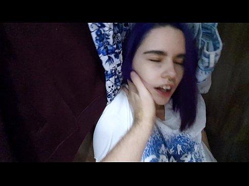 ❤️ Am găsit-o pe sora mea în dulap și am ajutat-o să ejaculeze at ro.pornplaybb.ru